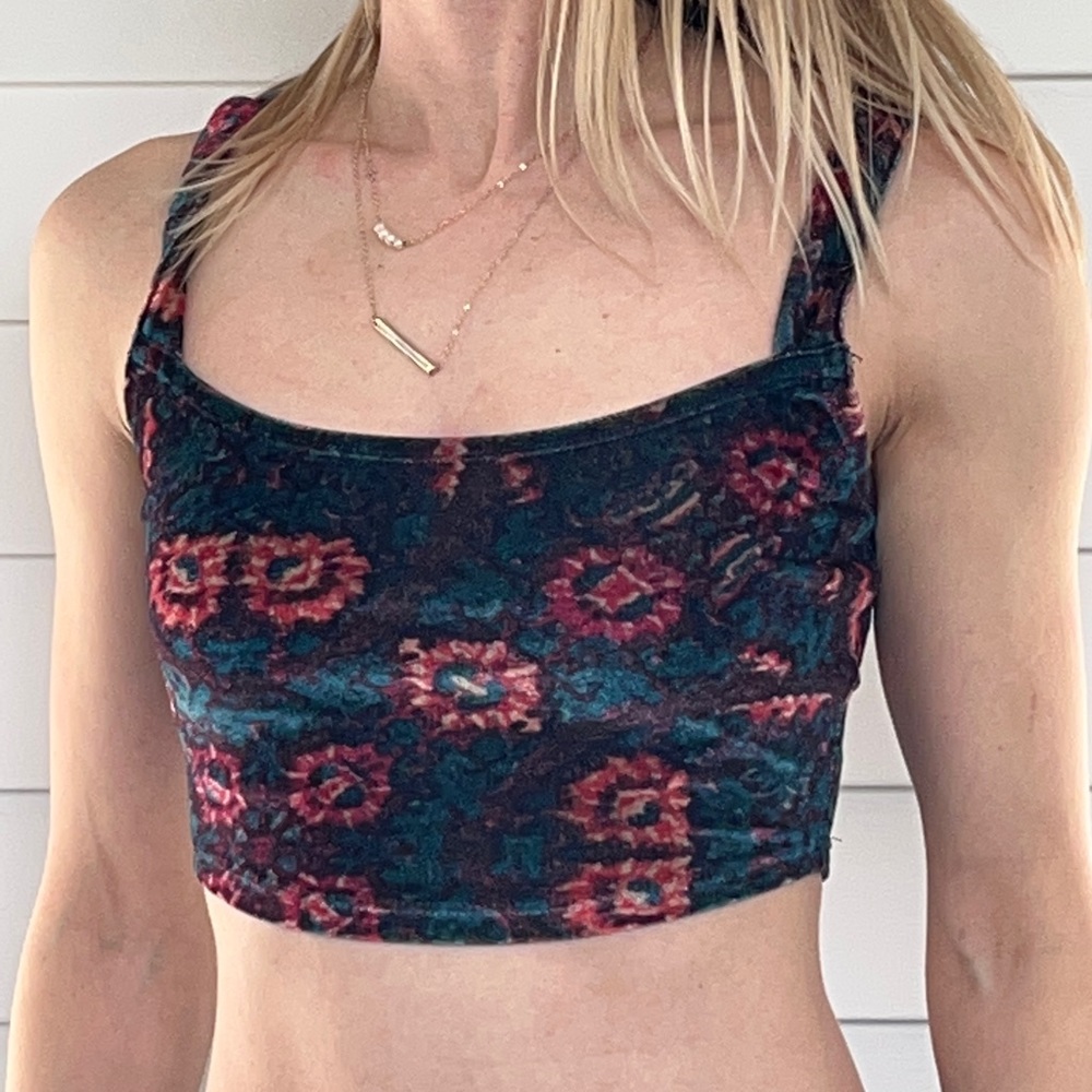 Floweral multi color crop top